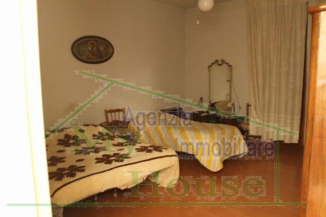 Image No.6-3 Bed Townhouse for sale