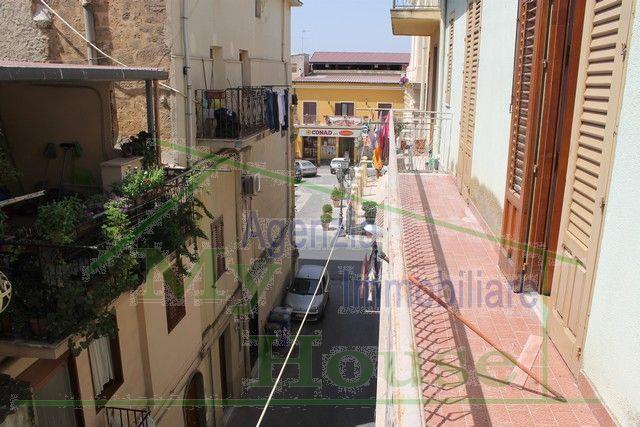 Image No.13-3 Bed Townhouse for sale