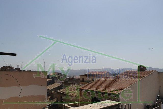 Image No.23-3 Bed Townhouse for sale