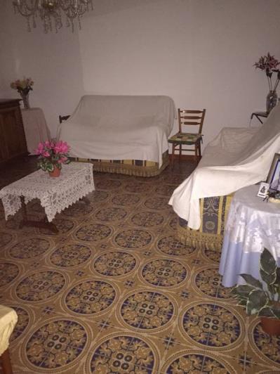 Image No.10-3 Bed Townhouse for sale