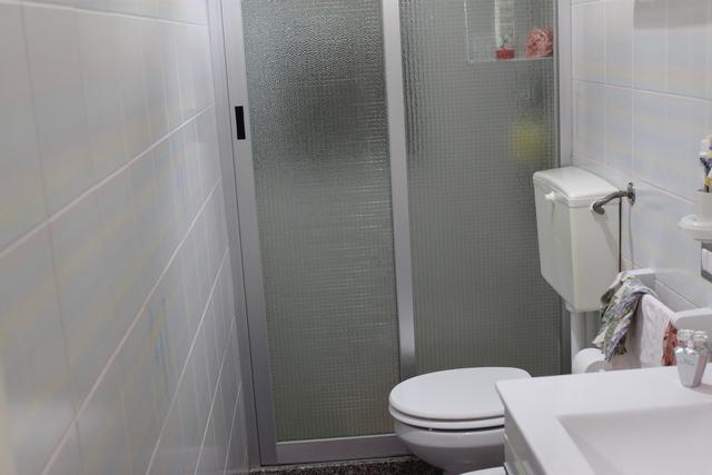 Image No.5-1 Bed House for sale