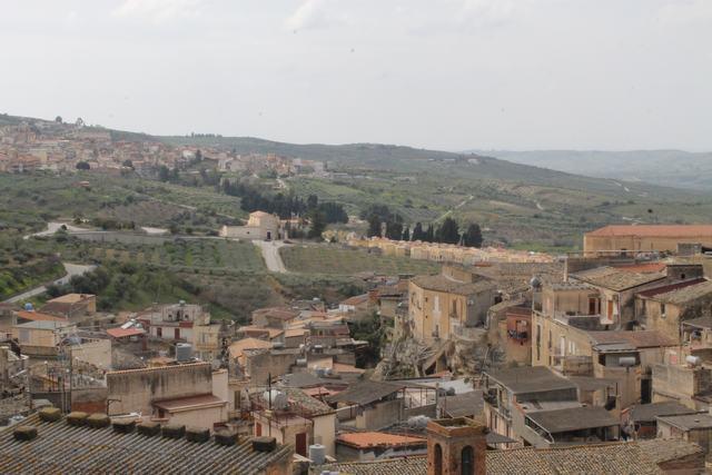 Image No.13-Maison de 3 chambres à vendre à Burgio
