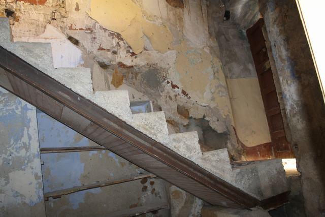 Image No.15-2 Bed Townhouse for sale