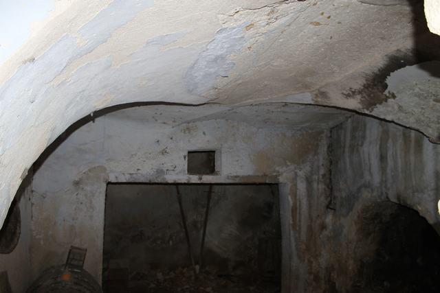 Image No.19-2 Bed Townhouse for sale