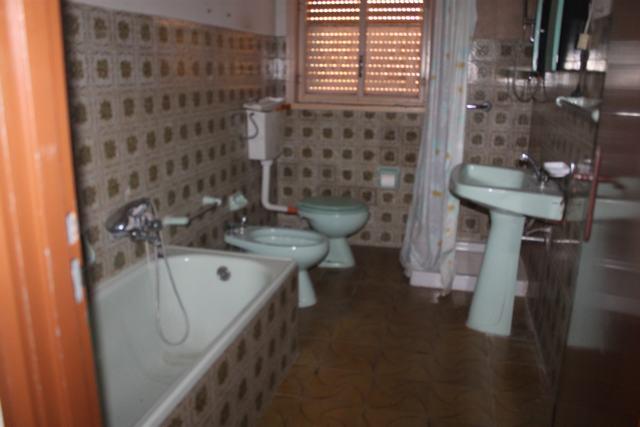 Image No.13-3 Bed Townhouse for sale