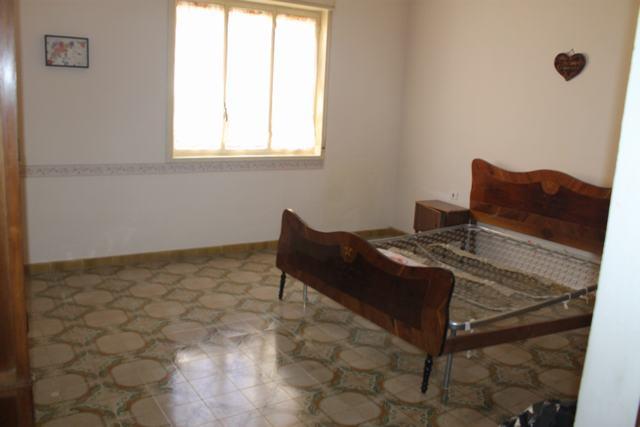 Image No.15-3 Bed Townhouse for sale