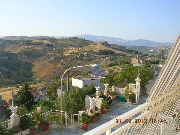 Image No.4-4 Bed Villa for sale