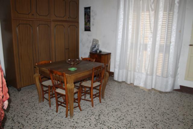 Image No.10-3 Bed Townhouse for sale