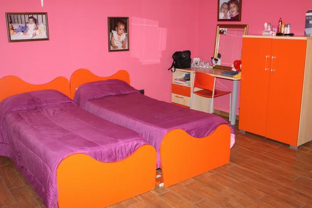 Image No.12-1 Bed Townhouse for sale