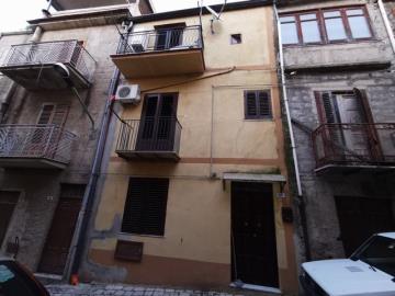 1 - Alessandria della Rocca, Maison de ville