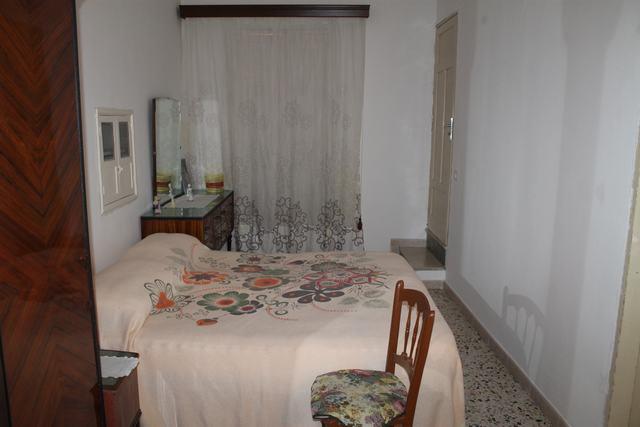 Image No.6-2 Bed Townhouse for sale