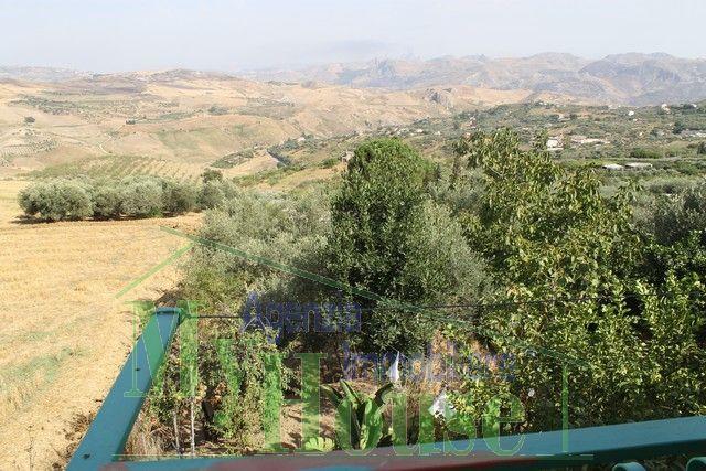 Image No.10-3 Bed Villa for sale