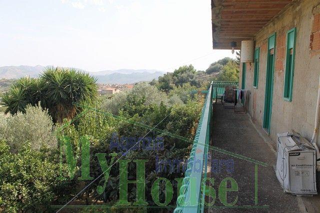 Image No.11-3 Bed Villa for sale