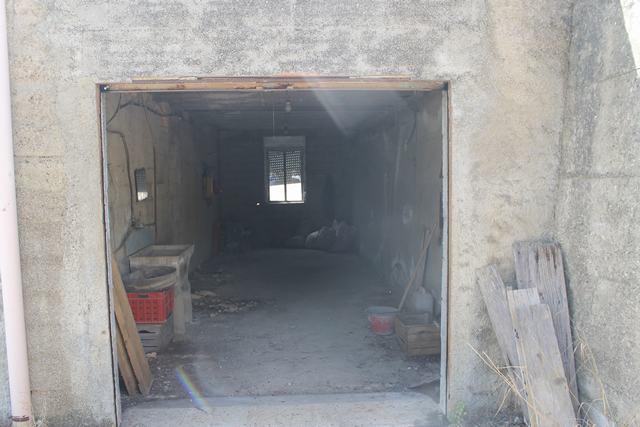 Image No.6-2 Bed Country House for sale