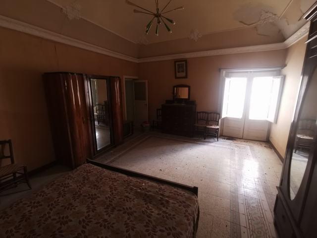 Image No.12-3 Bed Townhouse for sale