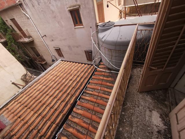 Image No.16-3 Bed Townhouse for sale