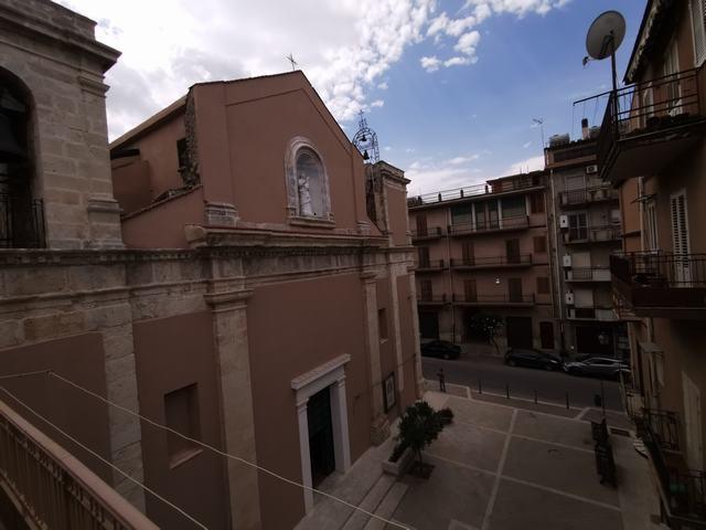 Image No.26-3 Bed Townhouse for sale