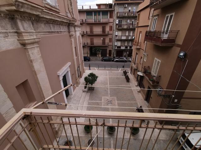 Image No.46-3 Bed Townhouse for sale