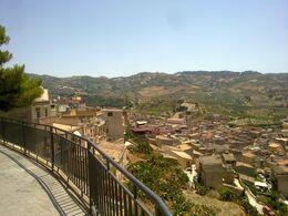 Image No.15-3 Bed Townhouse for sale