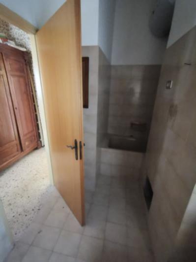 Image No.10-1 Bed Apartment for sale