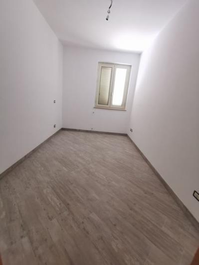 Image No.20-2 Bed Apartment for sale