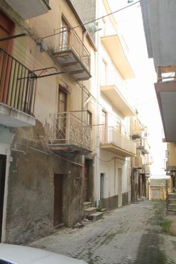 Image No.3-1 Bed Townhouse for sale