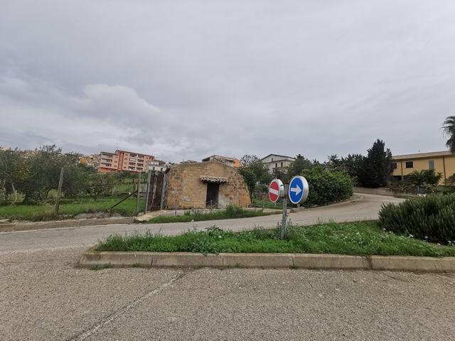 Image No.9-1 Bed Country House for sale