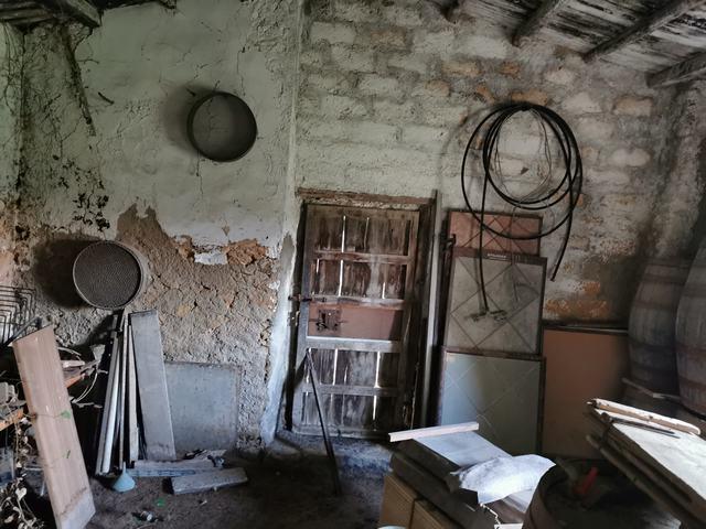 Image No.21-1 Bed Country House for sale