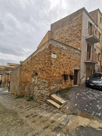 Image No.4-Maison de ville de 3 chambres à vendre à Cianciana