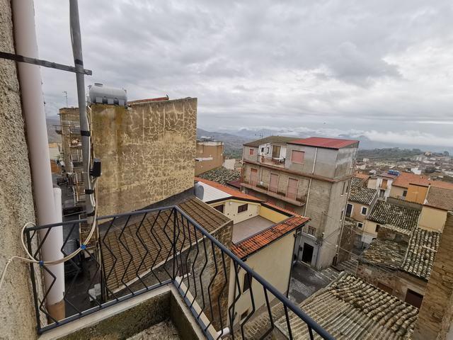 Image No.20-Maison de ville de 3 chambres à vendre à Cianciana