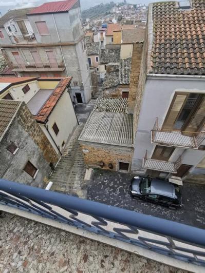 Image No.25-Maison de ville de 3 chambres à vendre à Cianciana