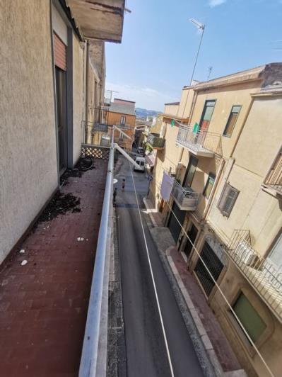 Image No.25-3 Bed Townhouse for sale