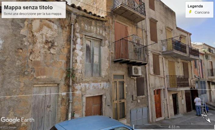 Image No.17-2 Bed Townhouse for sale