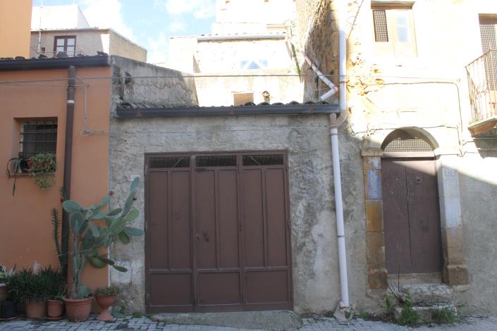 Image No.5-3 Bed Townhouse for sale