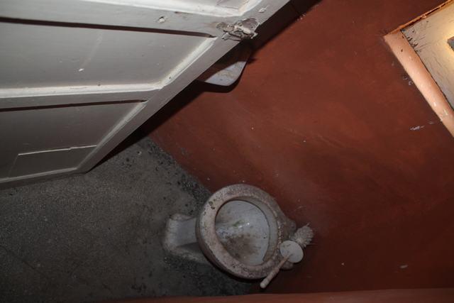 Image No.9-2 Bed Townhouse for sale