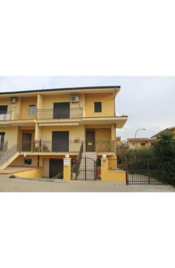 Image No.1-3 Bed Villa for sale