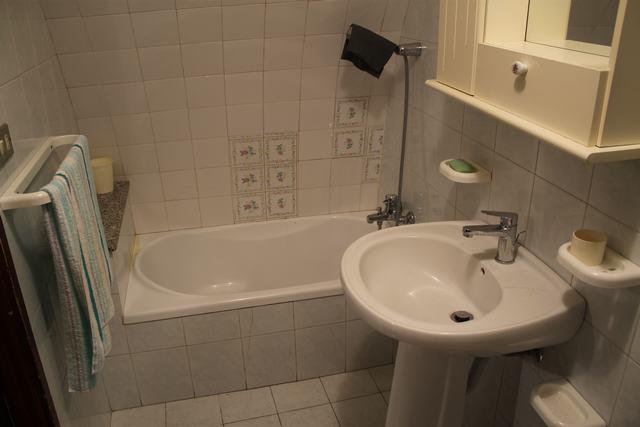 Image No.17-2 Bed Townhouse for sale