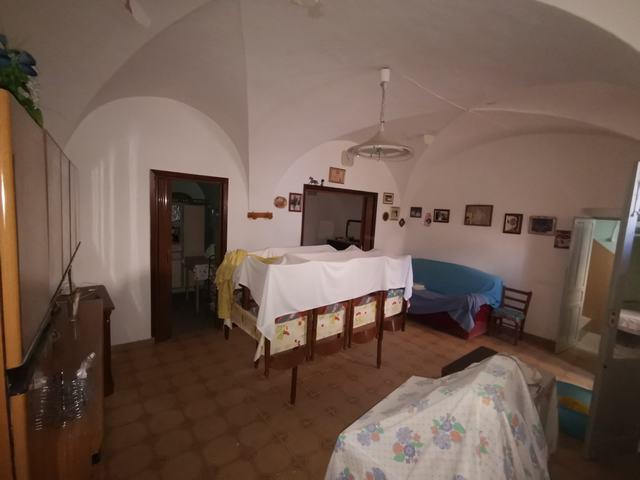 Image No.6-3 Bed Townhouse for sale