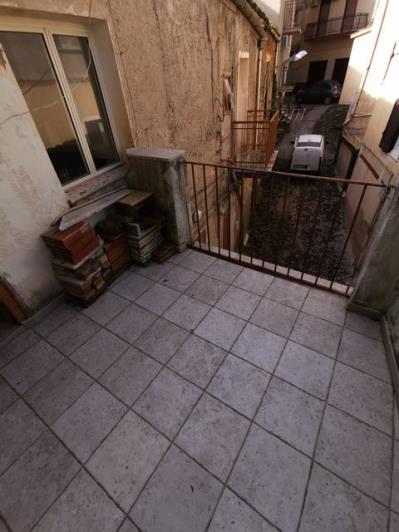 Image No.25-3 Bed Townhouse for sale