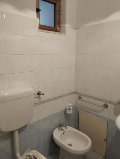 Image No.17-2 Bed Townhouse for sale