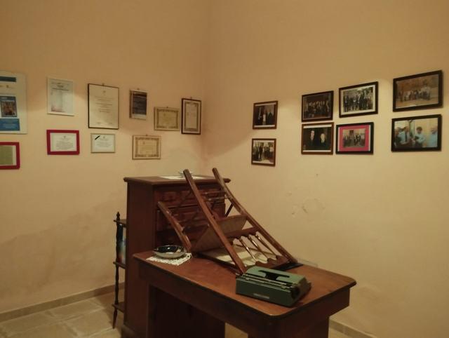 Image No.21-2 Bed Townhouse for sale