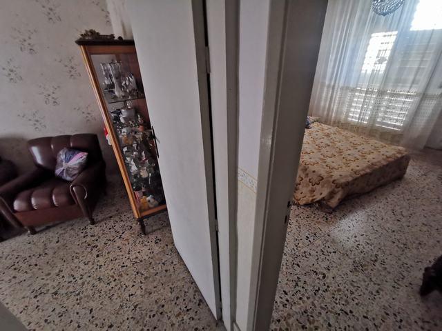 Image No.17-2 Bed Townhouse for sale