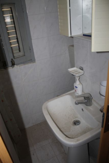 Image No.11-2 Bed Townhouse for sale