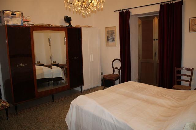 Image No.6-3 Bed Townhouse for sale