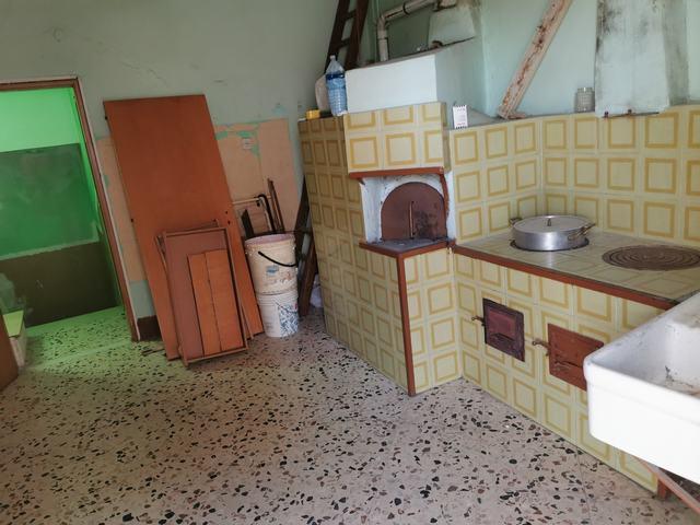 Image No.10-2 Bed Townhouse for sale