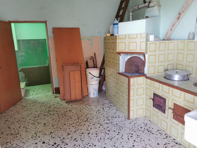 Image No.11-2 Bed Townhouse for sale