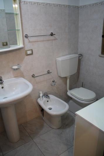 Image No.13-3 Bed Townhouse for sale