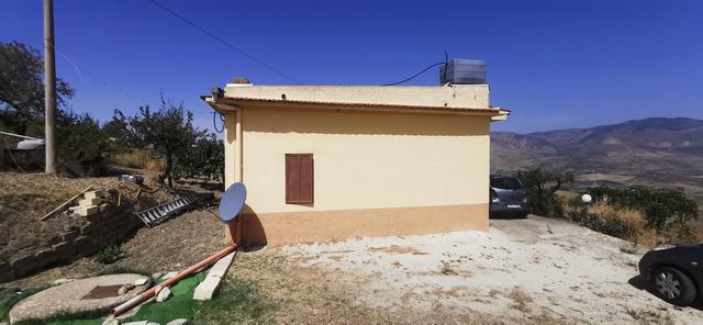 Image No.21-2 Bed Villa for sale