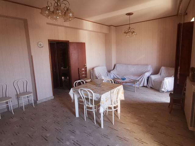 Image No.12-3 Bed Townhouse for sale