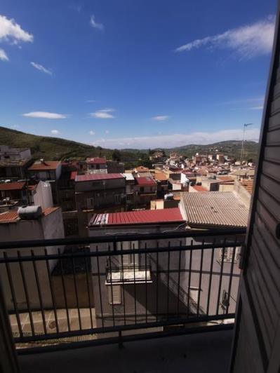 Image No.22-3 Bed Townhouse for sale